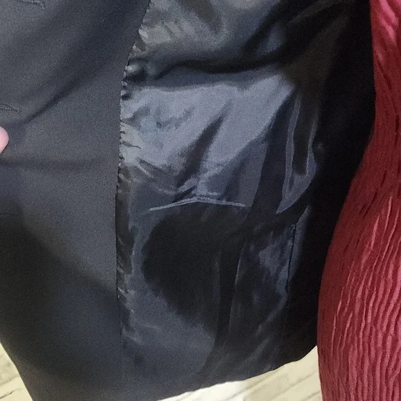 Norma Kamali SZ 10 Black 3 Button Lined Blazer - Picture 9 of 12